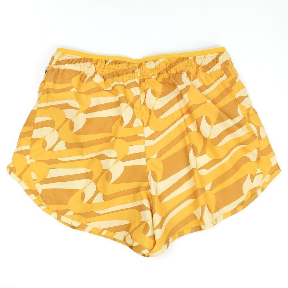 Nike Dri-FIT Icon Clash Tempo Luxe Women's Running Shorts Yellow DQ6117-752 - Picture 9 of 13